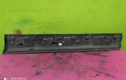 Молдинг передней левой двери для Audi Q7 на фотографиях