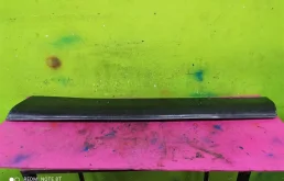 Молдинг двери передний правый для Audi Q7 2009 года на фотографиях