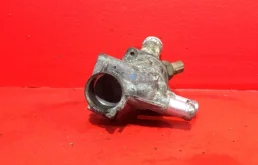 Корпус термостата системы охлаждения ДВС для Honda Civic 1997 года на фотографиях