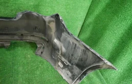 Бампер задний для BMW 7er 2012 года на фотографиях