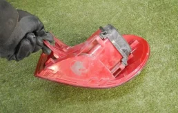 Фонарь внешний левый для Volkswagen Tiguan 2014 года на фотографиях