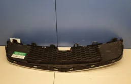 Решетка радиатора для Chevrolet Cruze на фотографиях