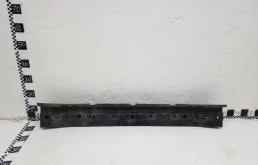 Усилитель переднего бампера для Mitsubishi Pajero Sport 2024 года на фотографиях