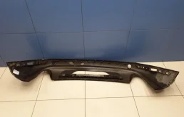 Накладка заднего бампера для Volkswagen Touareg на фотографиях