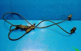 Датчик ABS передний правый для Toyota RAV4 на фотографиях