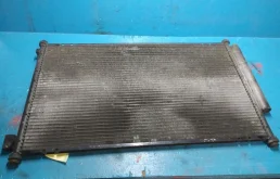 Радиатор кондиционера для Honda Accord 2003 года на фотографиях