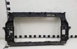 Панель радиатора (телевизор) для Hyundai Creta 2024 года на фотографиях