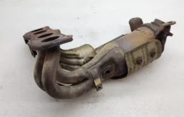 Выпускной коллектор для Toyota RAV4 на фотографиях