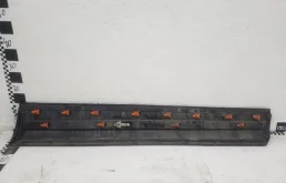 Молдинг передней левой двери для Audi Q7 2015 года на фотографиях