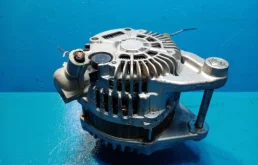 Генератор для Mazda CX 5 на фотографиях