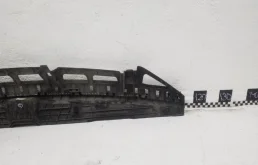 Кожух замка капота для Hyundai Solaris 2018 года на фотографиях