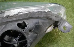 Фара ксенон левая для Opel Insignia 2013 года на фотографиях