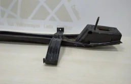 Усилитель заднего бампера для Hyundai Solaris 2011 года на фотографиях