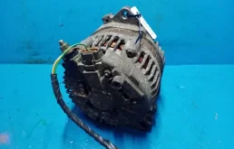 Генератор для Nissan X-Trail 2001 года на фотографиях