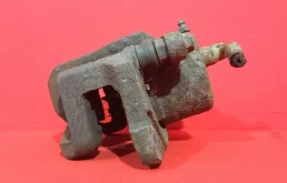 Суппорт передний левый для Toyota RAV4 на фотографиях