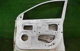 Дверь багажника для Hyundai Solaris 2011 года на фотографиях