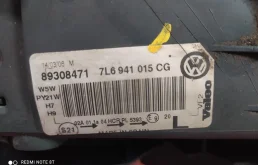 Фара ксенон левая для Volkswagen Touareg 2003 года на фотографиях