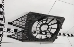 Вентилятор радиатора охлаждения ДВС для Skoda Rapid 2018 года на фотографиях