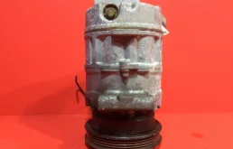 Компрессор кондиционера для Volkswagen Passat 2003 года на фотографиях