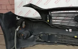 Бампер передний для Infiniti Q на фотографиях