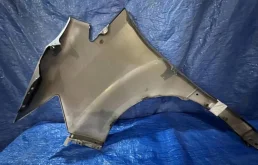 Крыло правое для Toyota Alphard 2007 года на фотографиях