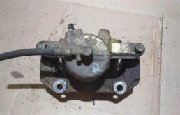 Суппорт передний правый для Suzuki Grand Vitara на фотографиях