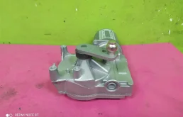 Мотор стеклоочистителя для Audi Q7 на фотографиях