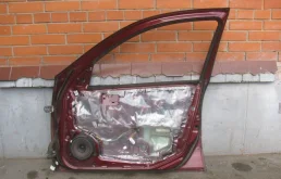 Дверь передняя правая для Nissan Almera Classic на фотографиях