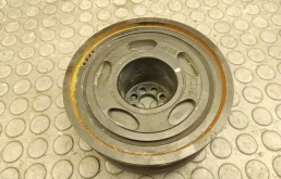 Шкив коленвала для Porsche Cayenne 2014 года на фотографиях