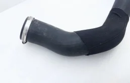 Патрубок интеркулера для Audi Q7 на фотографиях