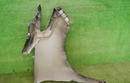 Крылья для Toyota Alphard 2020 года на фотографиях