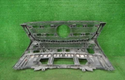 Кронштейн переднего бампера правый для Mercedes-Benz GL class 2015 года на фотографиях