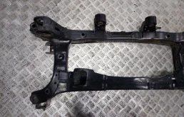 Задняя балка для Hyundai Creta на фотографиях