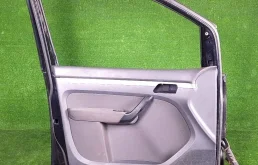 Дверь передняя левая для Volkswagen Touran 2008 года на фотографиях