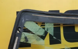 Стекла и зеркала для BMW 7er 1997 года на фотографиях