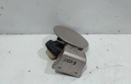 Крышка горловины топливного бака для Hyundai Solaris 2015 года на фотографиях