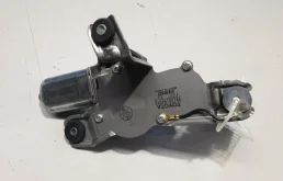 Мотор стеклоочистителя для Toyota Corolla 2003 года на фотографиях