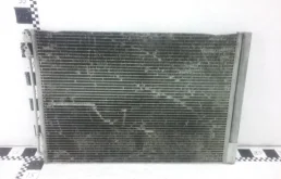 Радиатор кондиционера для BMW 5er 2013 года на фотографиях