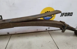 Рессора задняя левая для Mitsubishi L200 на фотографиях