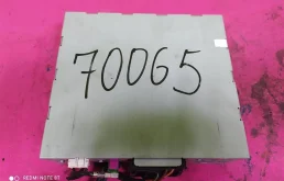 Блок управления зеркалами для Audi Q7 2009 года на фотографиях