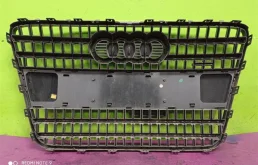 Решетка радиатора для Audi Q7 2008 года на фотографиях