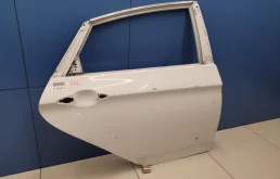 Дверь задняя правая для Hyundai i40 на фотографиях