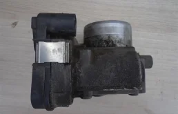 Дроссельная заслонка для Skoda Rapid 2015 года на фотографиях