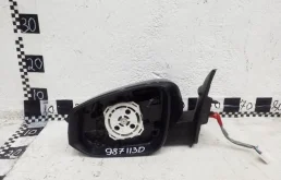 Зеркало боковое левое для Toyota RAV4 2014 года на фотографиях