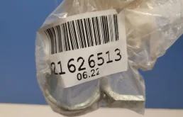 Петля багажника правая для Skoda Rapid 2022 года на фотографиях