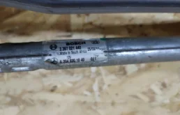 Трапеция стеклоочистителей для Mercedes-Benz C class на фотографиях