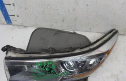 Фары для Toyota Highlander 2017 года на фотографиях