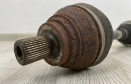 Привод передний левый для Volkswagen Tiguan 2007 года на фотографиях