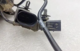 Компрессор пневмоподвески задний для Audi Q7 2008 года на фотографиях