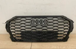 Решетка радиатора для Audi Q3 2023 года на фотографиях